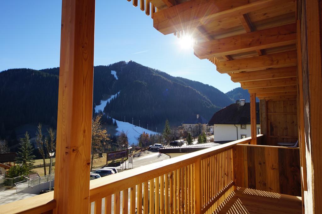 Chalet Apartments Ambria La Villa  Exterior photo